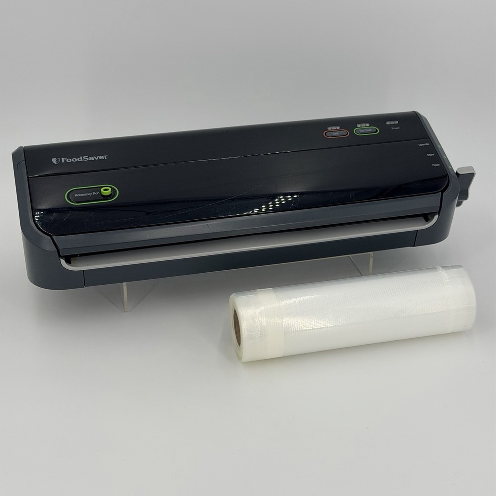 FoodSaver FM2000-015 Vacuum Sealer Black Accessory Port Electric 120V Tested